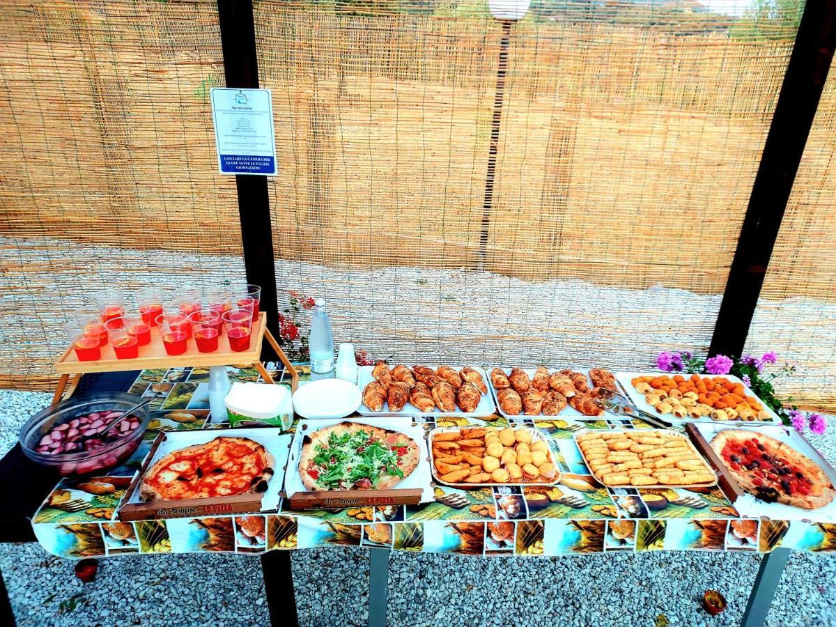 Parco Esmeralda - Family Residence E Breakfast 마리나디카메로타 외부 사진